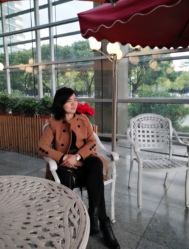 执迷不悔的第一张照片--东莞红颜知己交友网